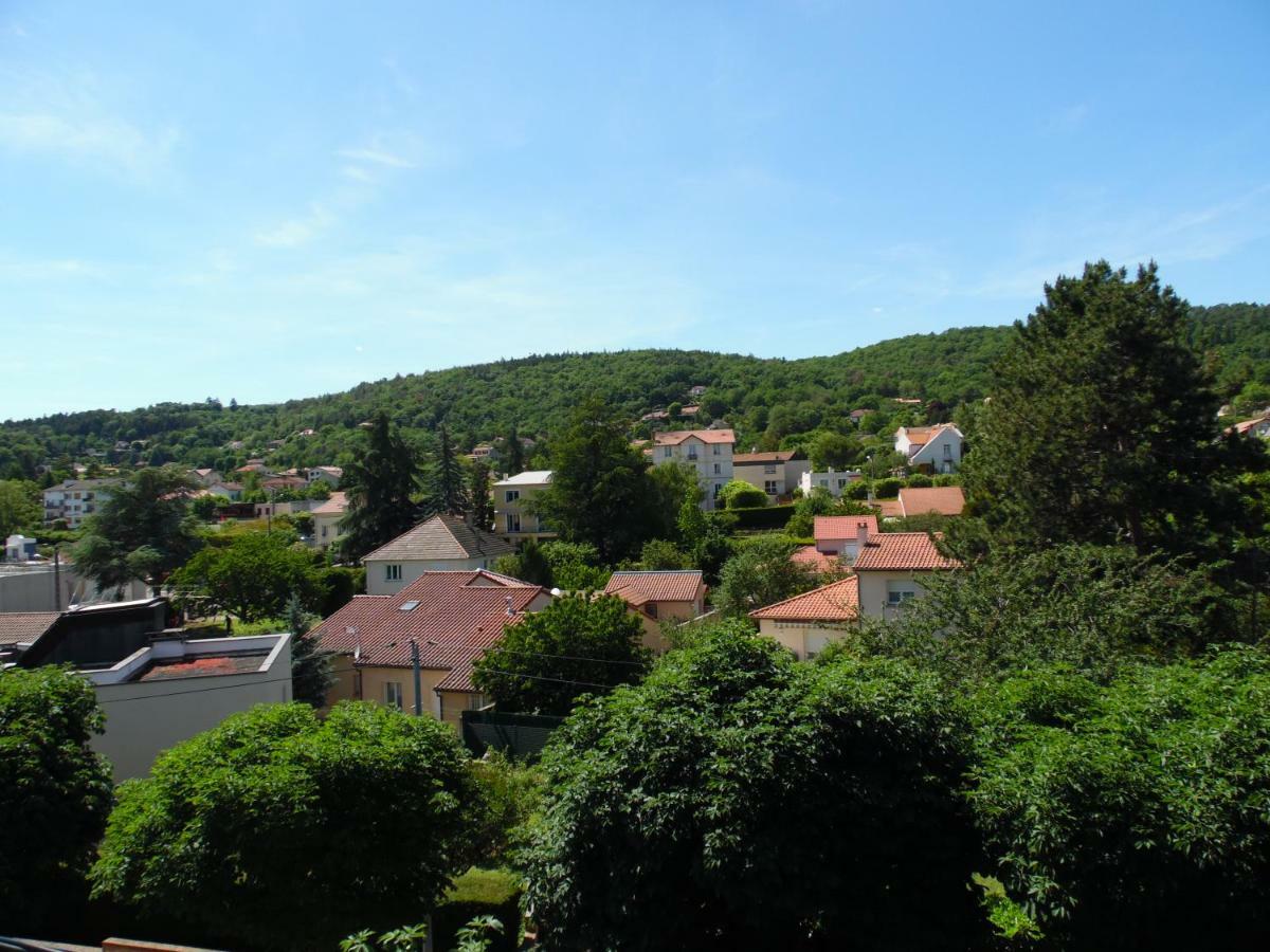 Chante Grelet Châtel-Guyon Exterior foto